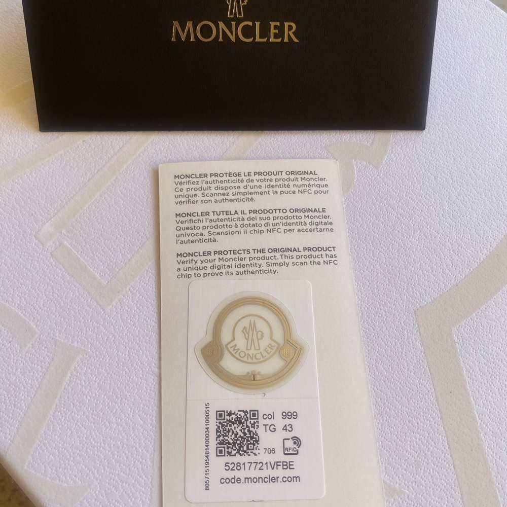 Moncler Neue York Black Leather Sneakers Men’s Size 43 US 10 Logo Italy‎ NFC New - Picture 6 of 16